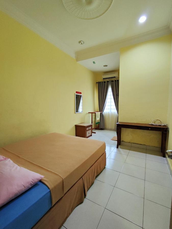 Homestay Roma Suite Kuala Terengganu Exterior photo